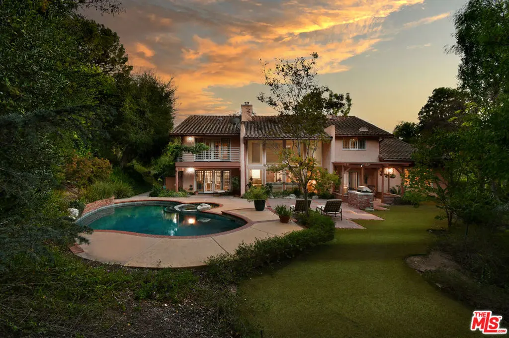 4734 Louise Avenue, Encino, CA — listing photo 1