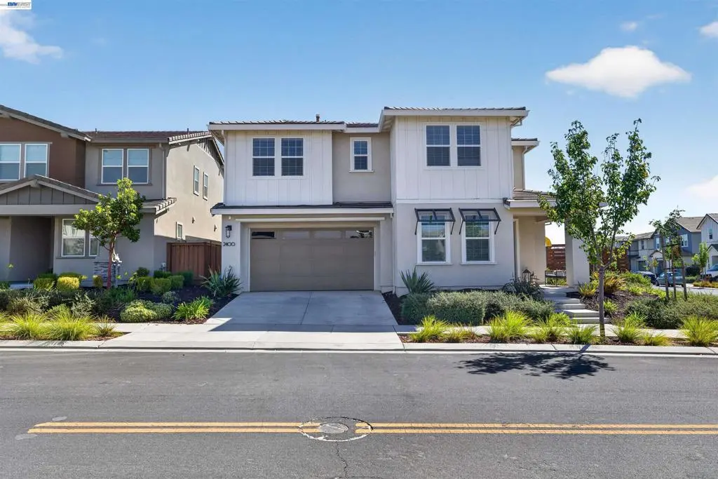 2400 Azure Pl, Fairfield, CA — listing photo 1