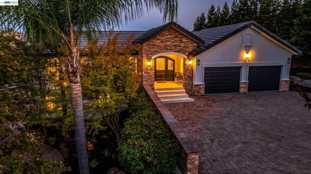 31 Hidden Hills Pl, Danville, CA — listing photo 1