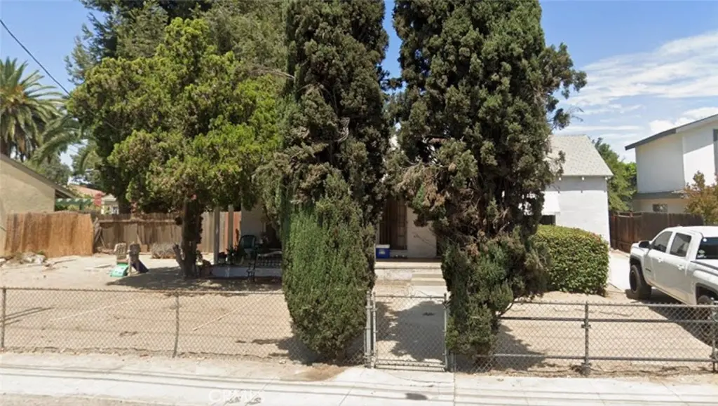 11831 Kittridge, Los Angeles, CA — listing photo 1