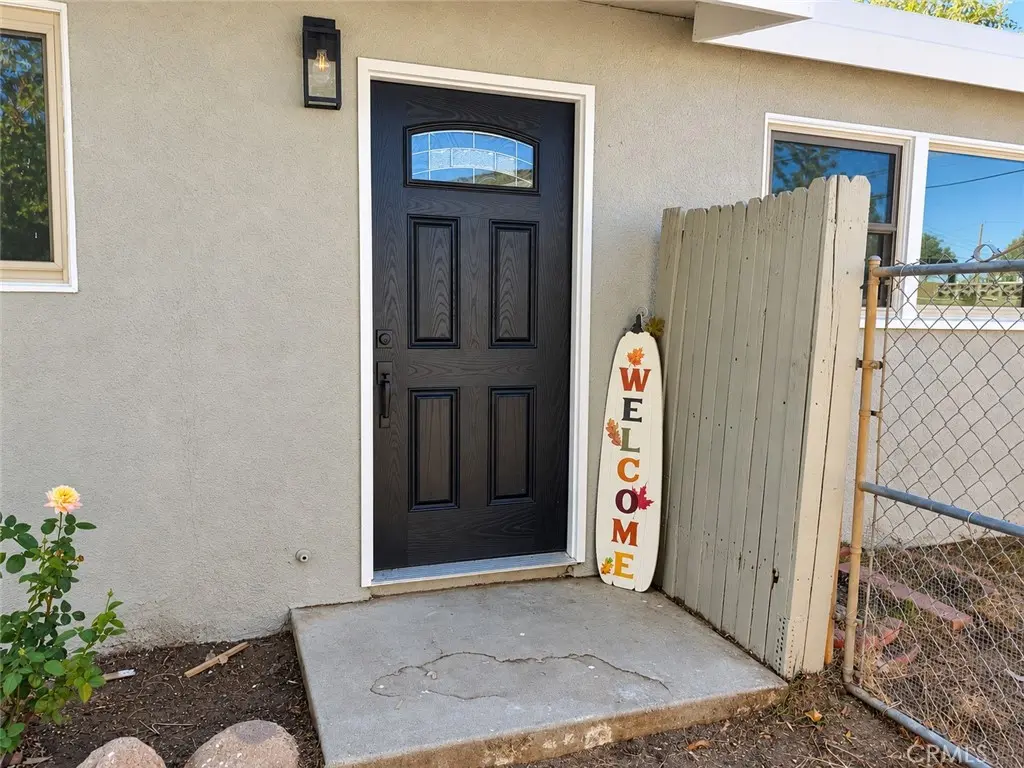 38631 E 3rd Street, Palmdale, CA — listing photo 1