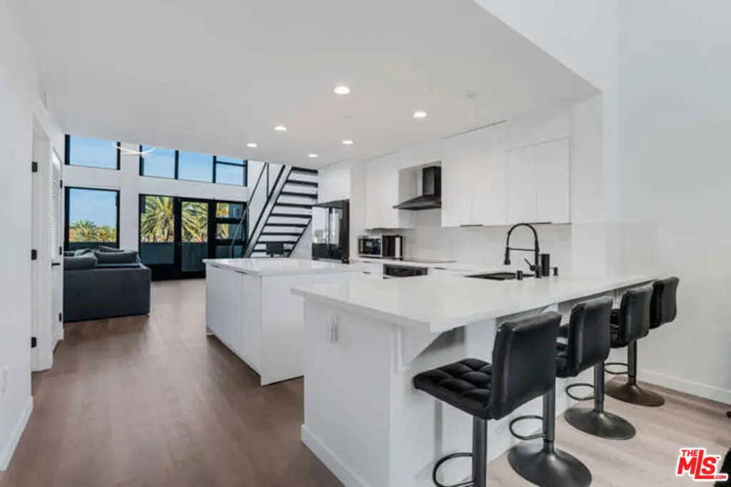 13045 Pacific 426, Playa Vista, CA — listing photo 1