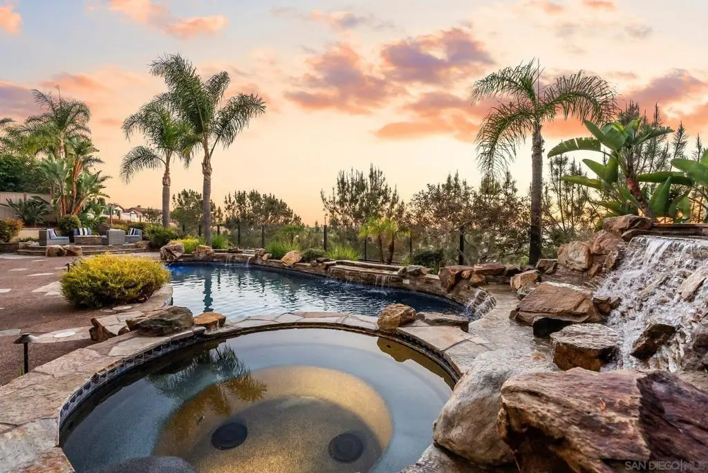 3562 Calle Palmito, Carlsbad, CA — listing photo 1