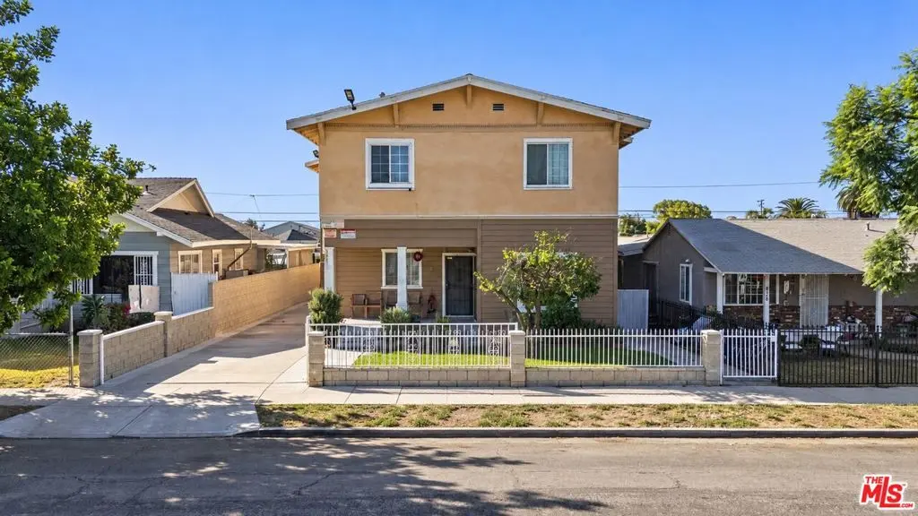 828 Hawthorne Place, Pomona, CA — listing photo 1