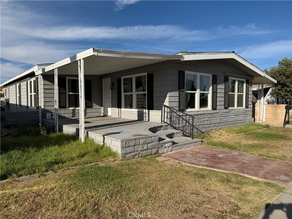 Manufactured In Park for sale at 5800 Hamner 592, Eastvale, CA featuring 4 beds and 2 baths