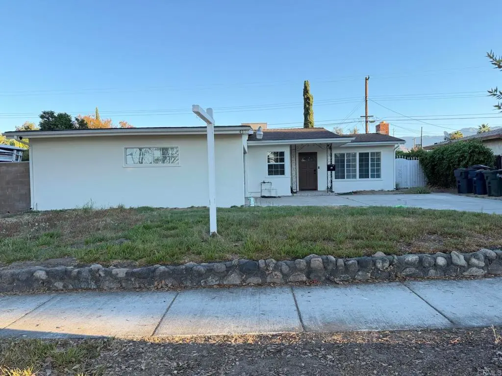 413 Hartzell Avenue, Redlands, CA — listing photo 1