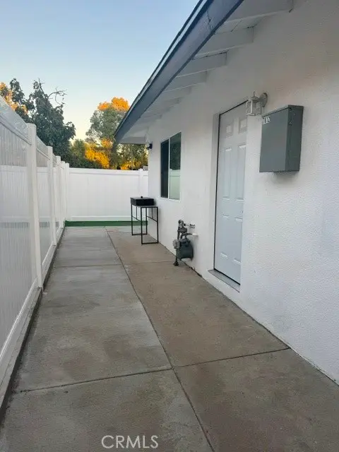 7812 Vanalden, Reseda, CA — listing photo 1