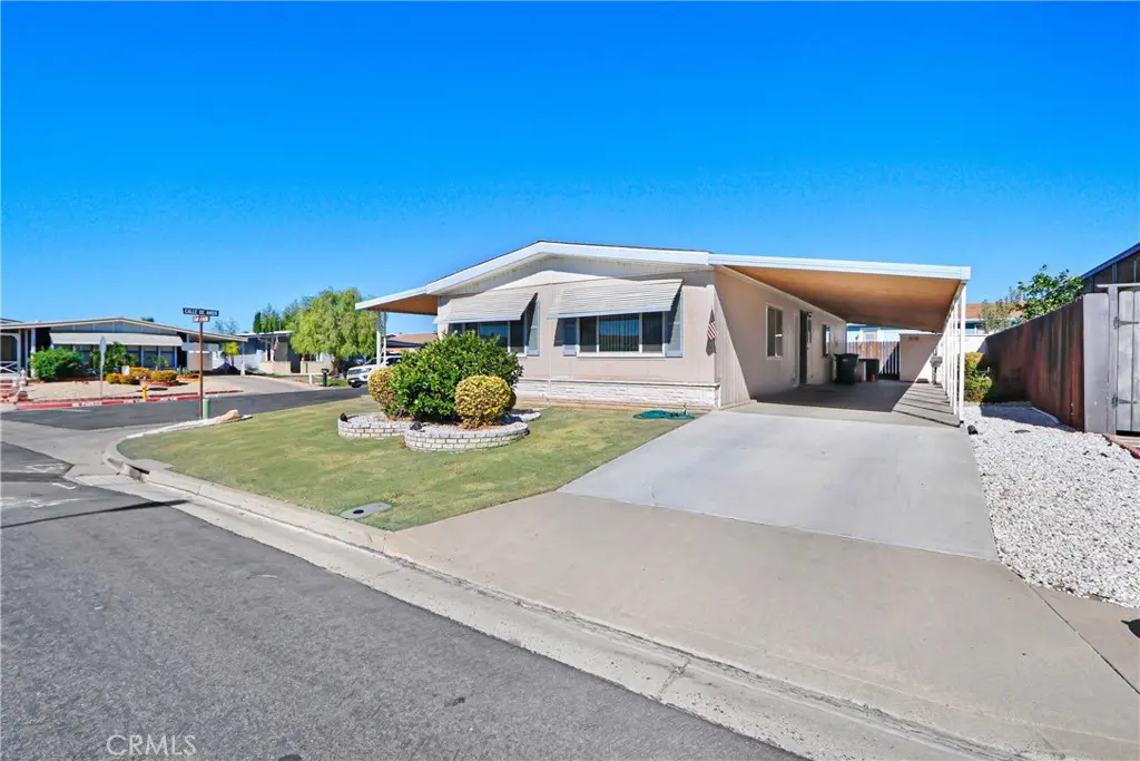 Manufactured On Land for sale at 39010 Calle De Amor, Murrieta, CA featuring 2 beds and 2 baths