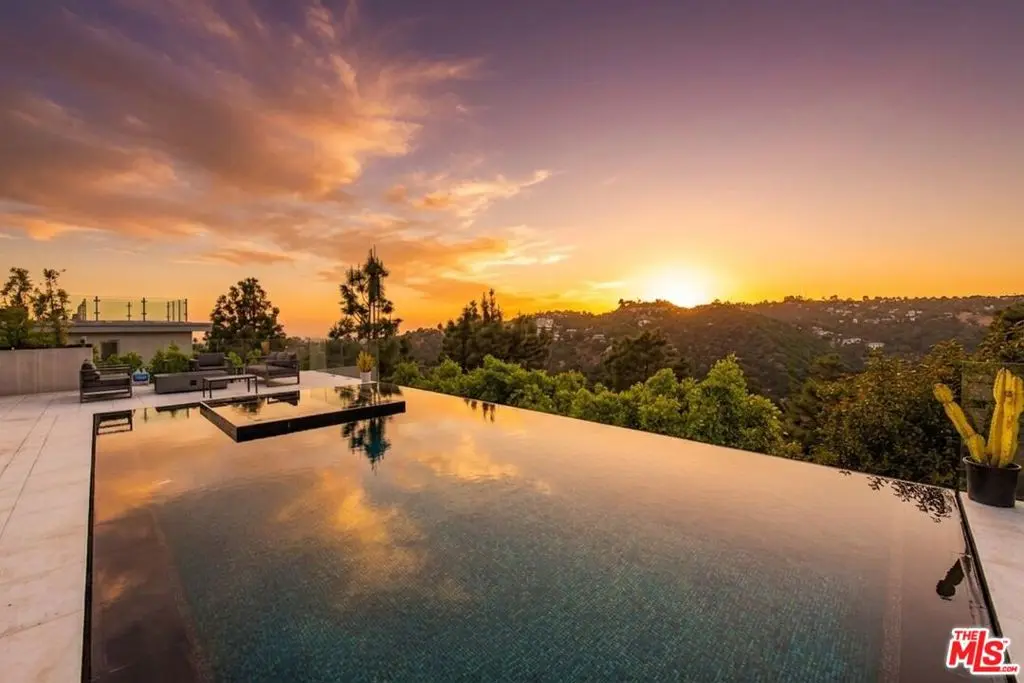 Single Family Residence for rent at 2393 Mount Olympus Drive, Los Angeles, CA featuring 4 beds and 5 baths