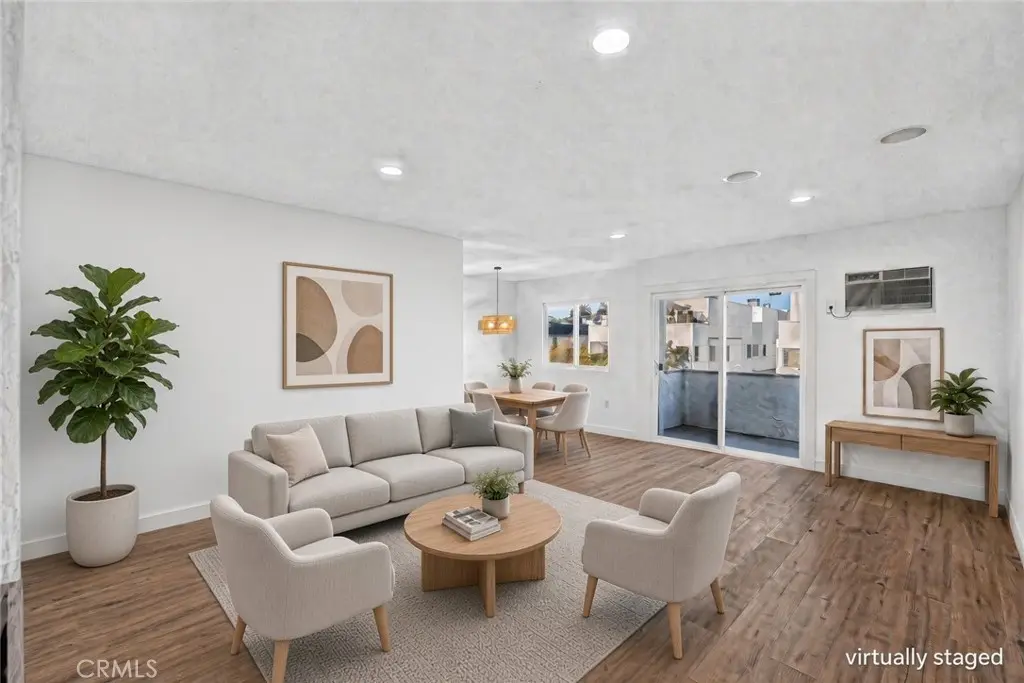 1914 Corinth 201, Los Angeles, CA — listing photo 1