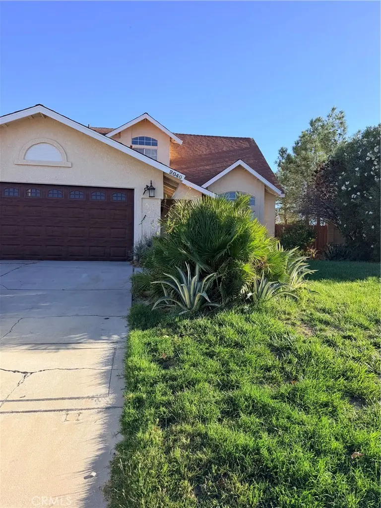 2040 Candice Ave, Rosamond, CA — listing photo 1