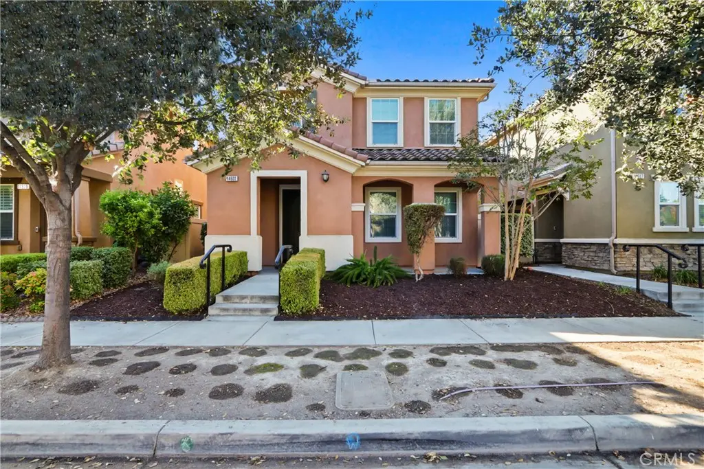 Residential Lease for rent at 14601 Serenade, Eastvale, Riverside County, CA featuring 4 beds and 3 baths