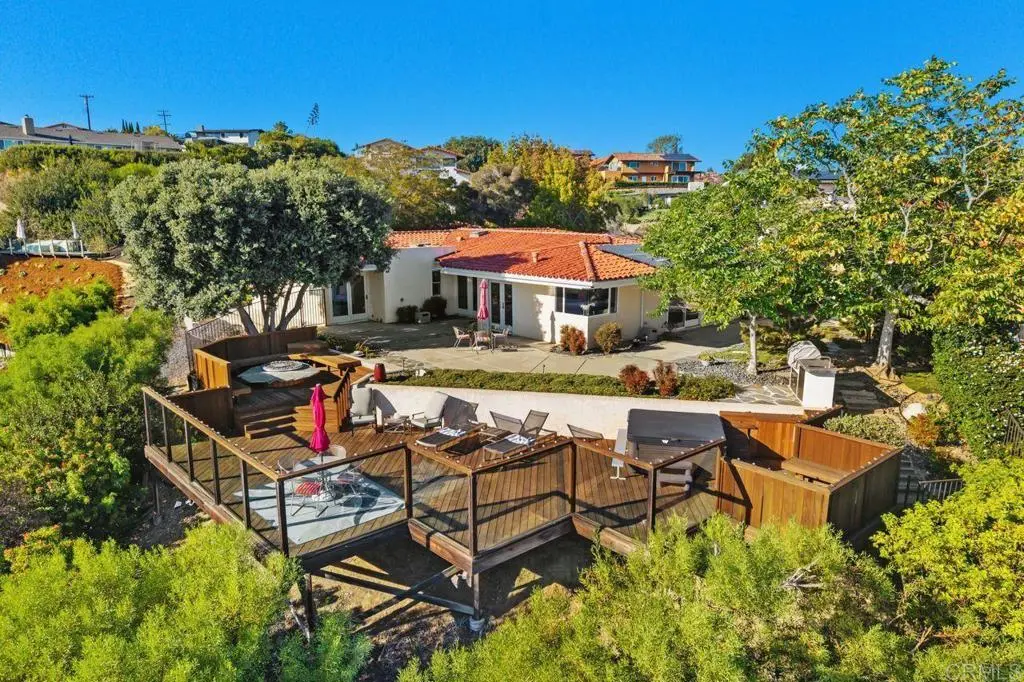 5324 Calle Vista, San Diego, CA — listing photo 1