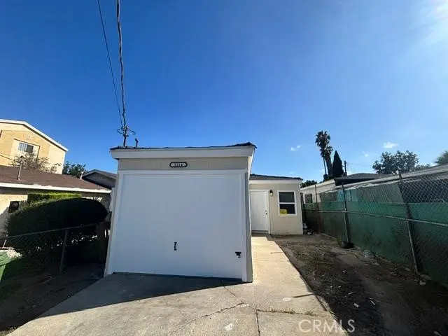 2214 E 111th, Los Angeles, CA — listing photo 1