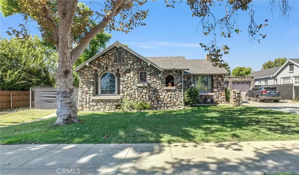 1155 N Campus Avenue, Ontario, CA — listing photo 1