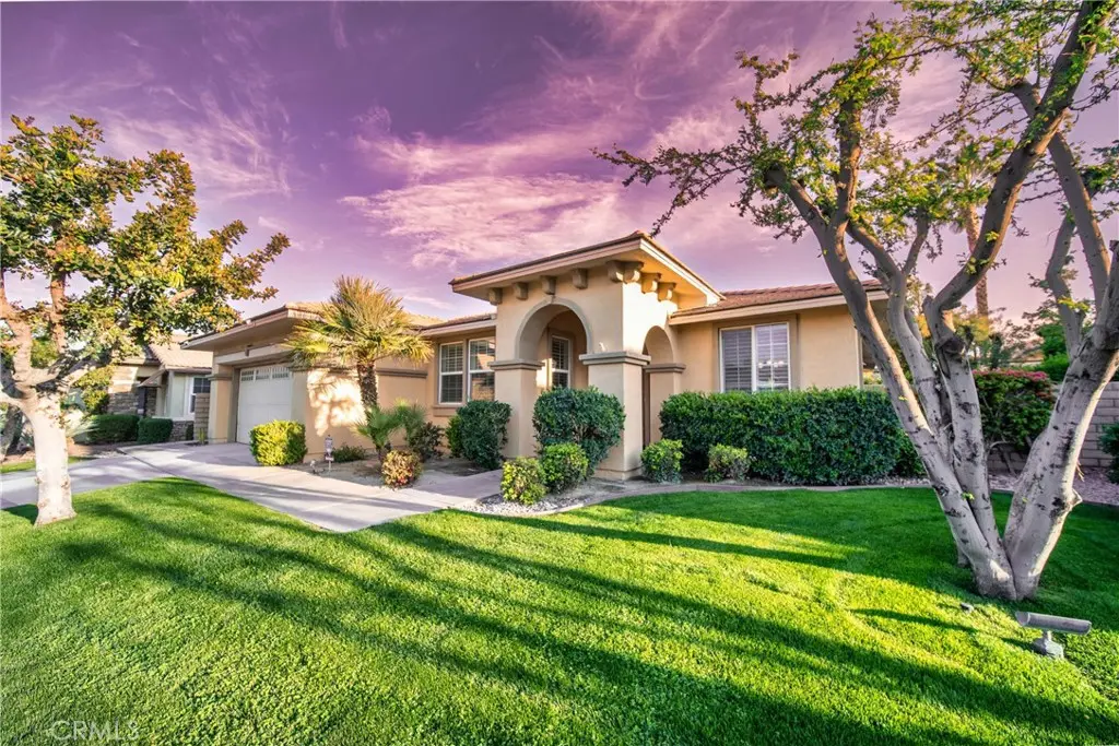 Single Family Residence for rent at 192 Via San Lucia, Rancho Mirage, CA featuring 3 beds and 2 baths