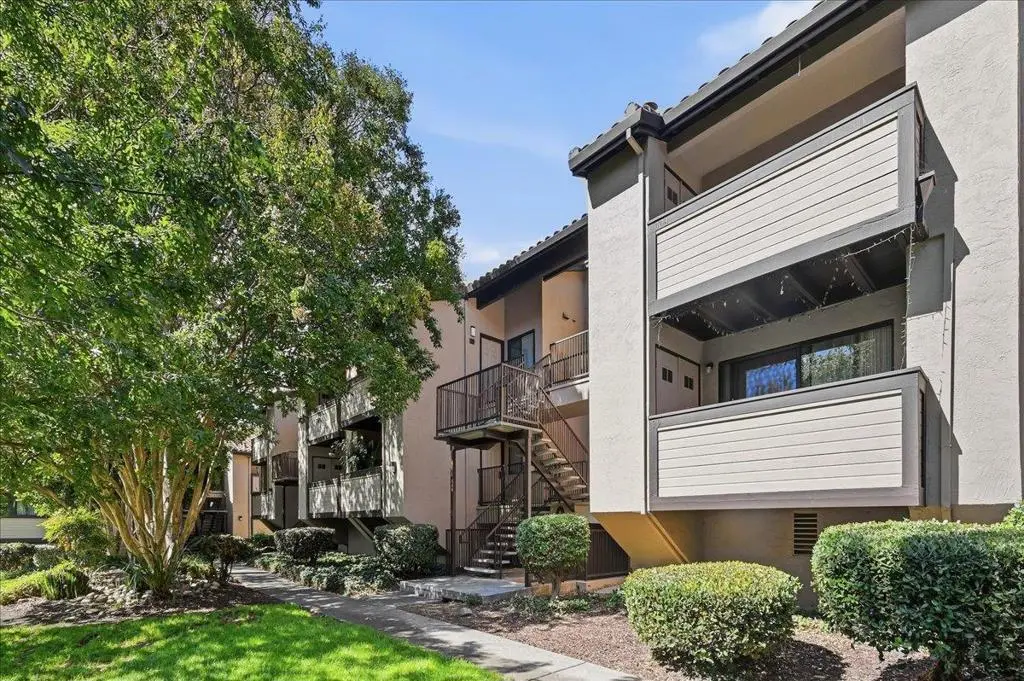 103 Wenatchee 13, Fremont, CA — listing photo 1