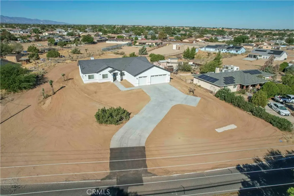 8106 Peach Avenue, Hesperia, CA — listing photo 1