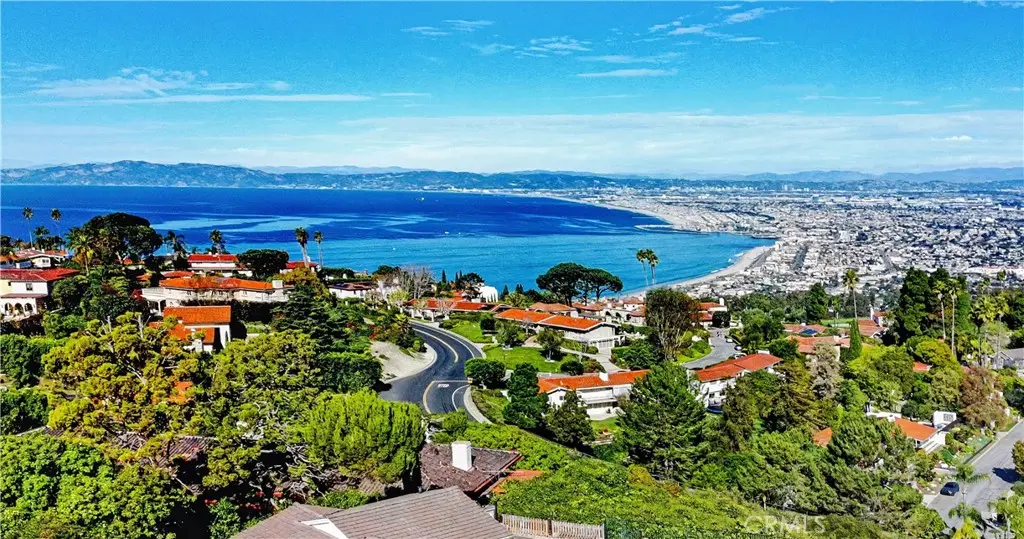 2521 Novato Place, Palos Verdes Estates, CA — listing photo 1