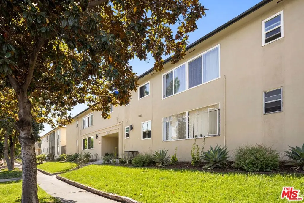 4646 Coliseum Street, Los Angeles, CA — listing photo 1
