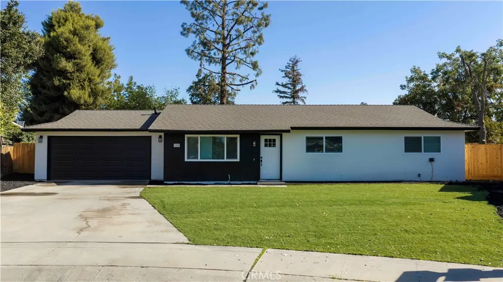 Single Family Residence for sale at 1924 S Tipton Court, Visalia, CA featuring 3 beds and 2 baths