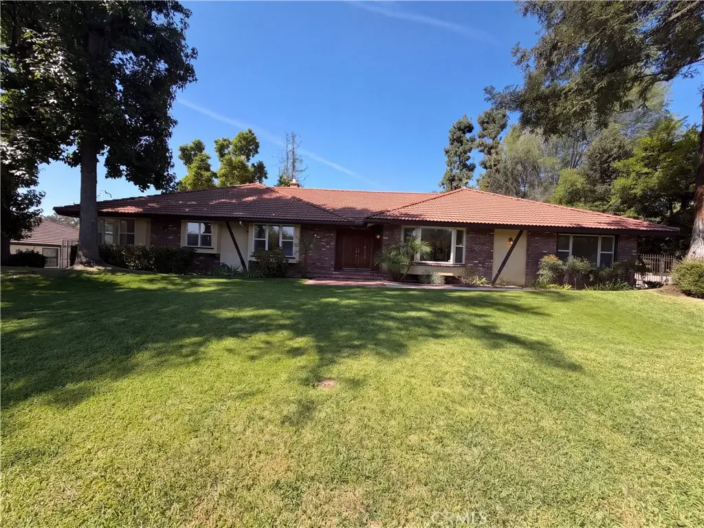1319 N Baldwin Avenue, Arcadia, CA — listing photo 1