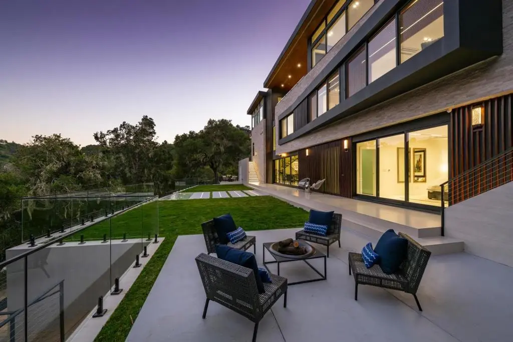 910 La Senda Road, Hillsborough, CA — listing photo 1