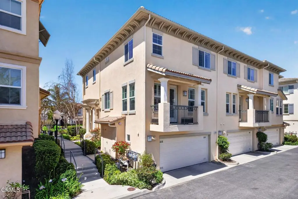 Condominium for sale at 1315 Bayside Circle, Oxnard, CA featuring 3 beds and 3 baths