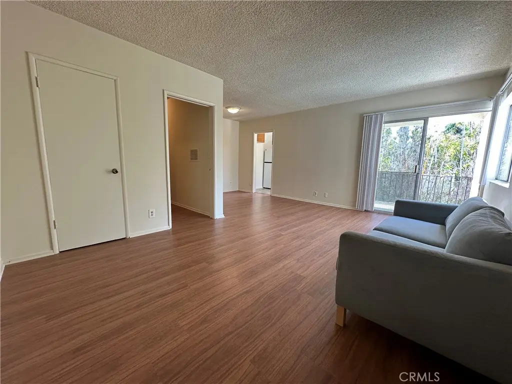 2134 20th 5, Santa Monica, CA — listing photo 1