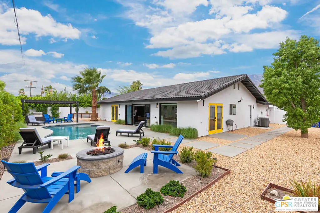 1980 N Los Alamos Road, Palm Springs, CA — listing photo 1