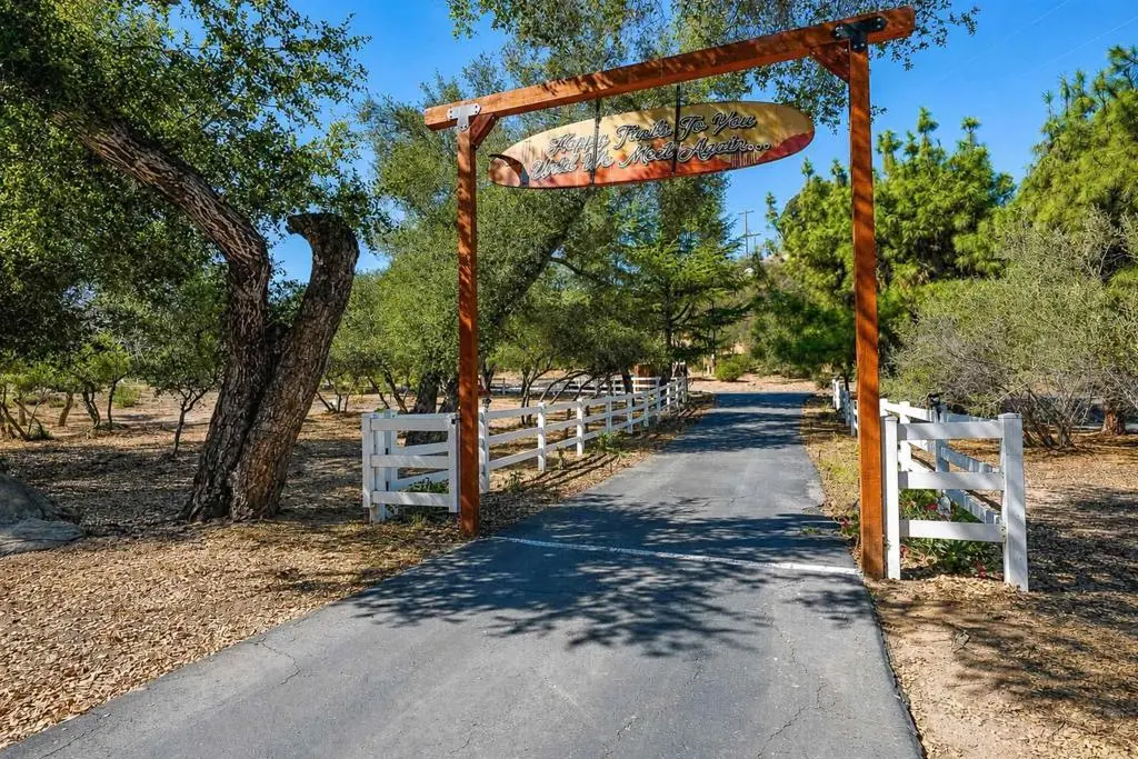 15655 77 Oak Valley Road, Ramona, CA — listing photo 1
