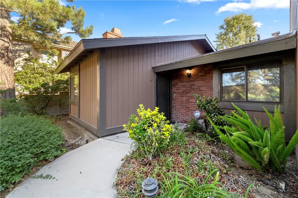 14456 Foothill Boulevard 40, Sylmar, CA — listing photo 1