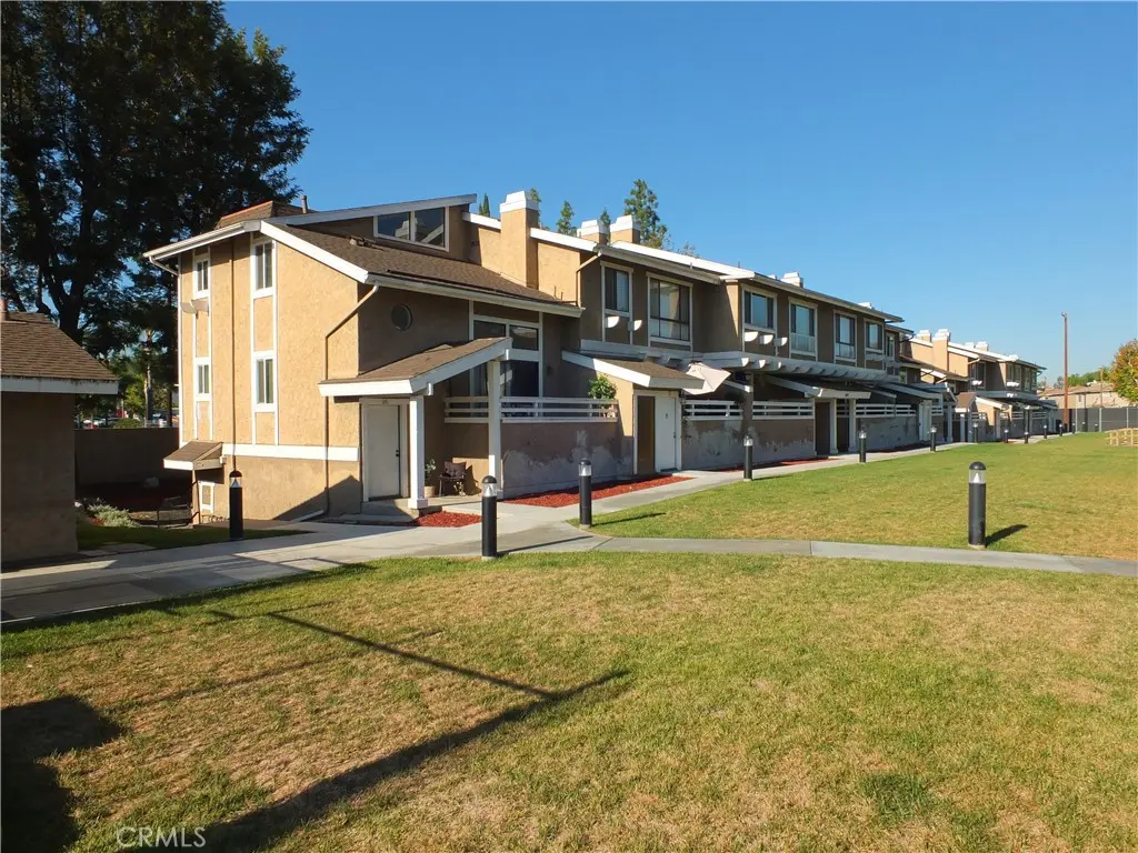 949 W Imperial Highway A, La Habra, CA — listing photo 1
