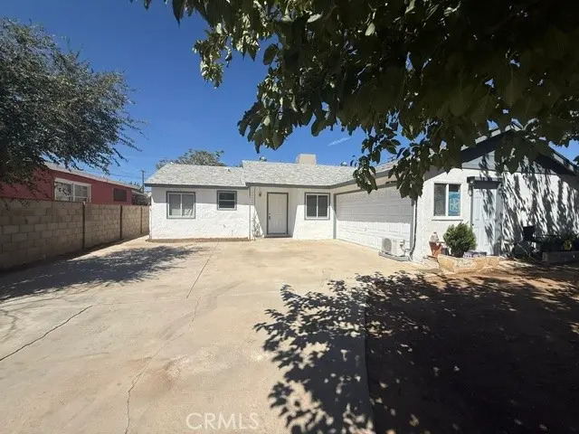 37815 Robina, Palmdale, CA — listing photo 1
