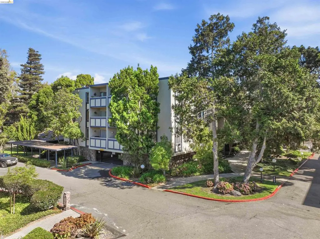955 shorepoint 209, Alameda, CA — listing photo 1