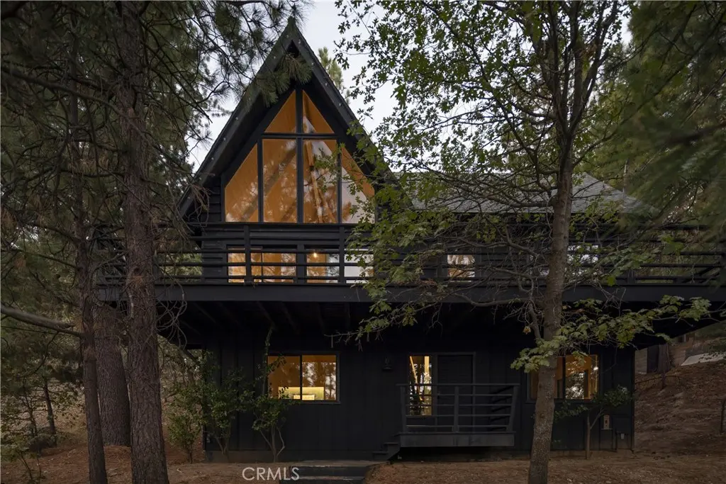 28287 Bern Lane, Lake Arrowhead, CA — listing photo 1