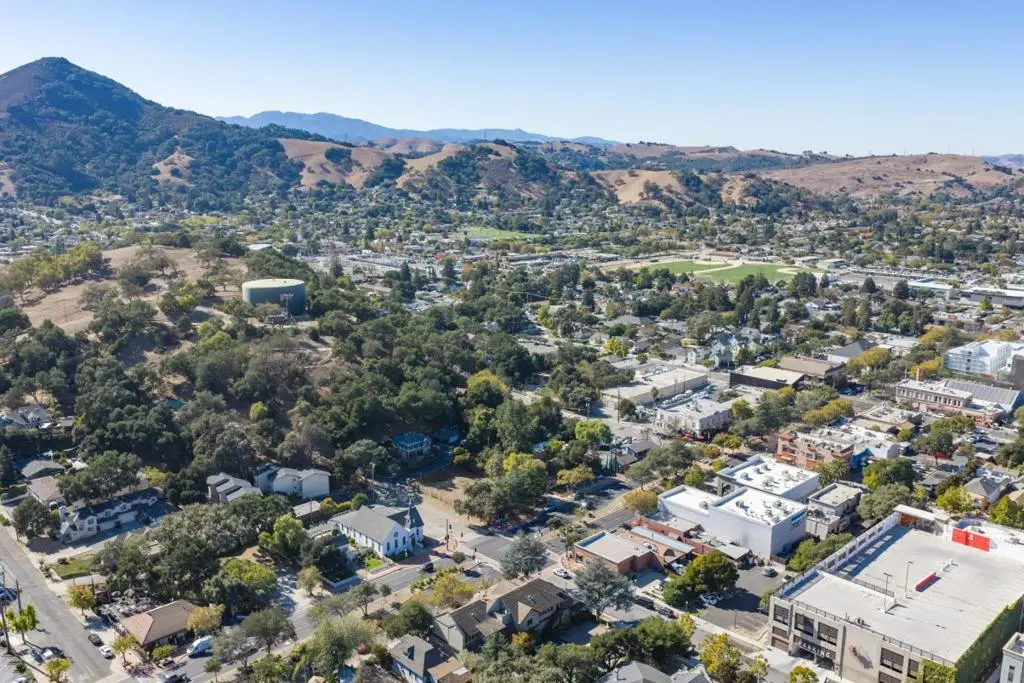 17205 Monterey Road, Morgan Hill, CA — listing photo 1