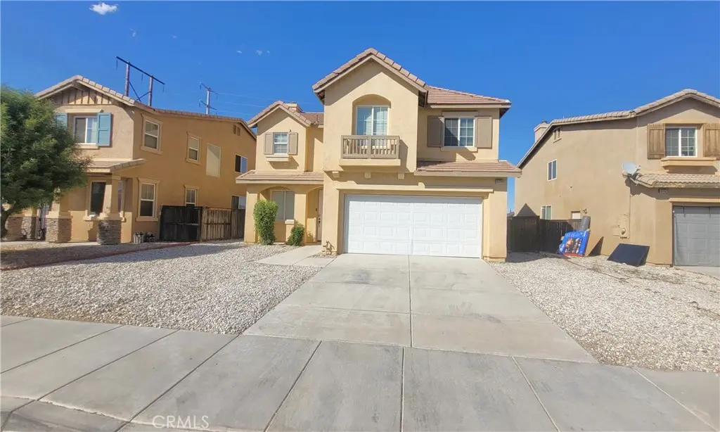 13724 Starshine, Victorville, CA — listing photo 1