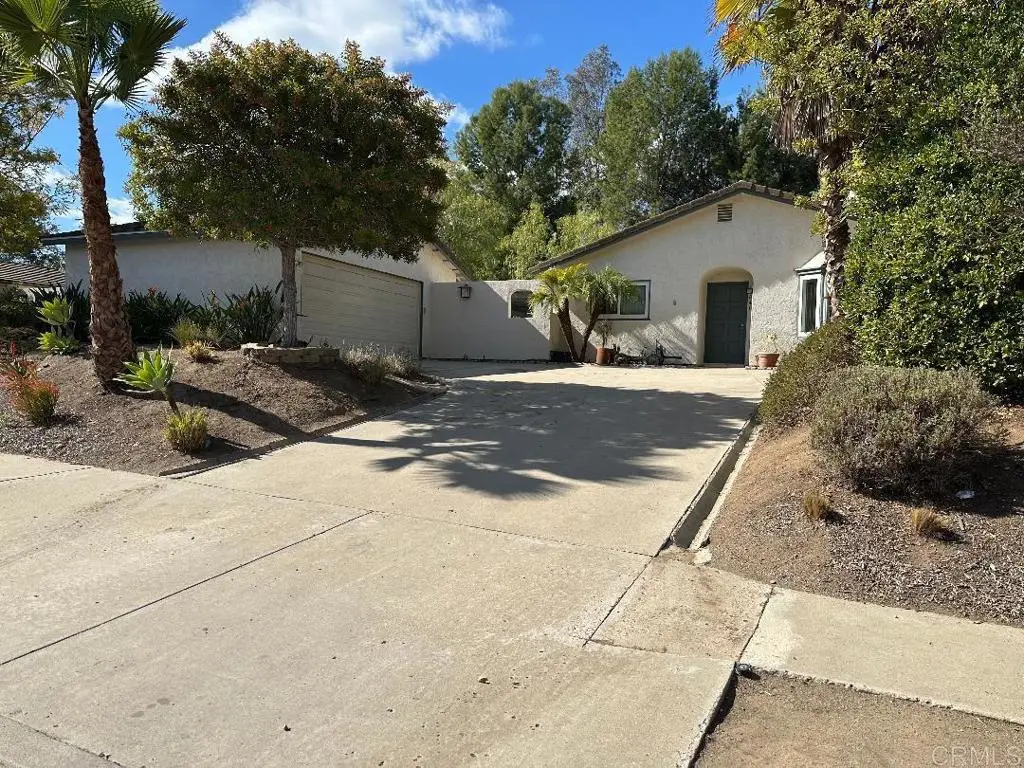 2041 Arboles Place, Escondido, CA — listing photo 1