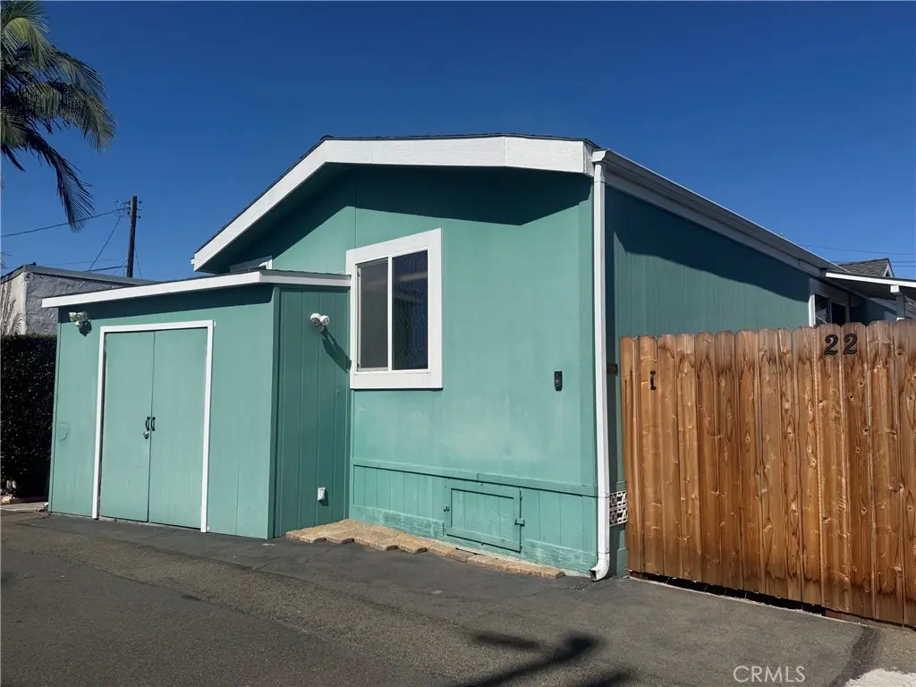 Manufactured In Park for sale at 140 Cabrillo Street 22, Costa Mesa, CA featuring 2 beds and 2 baths