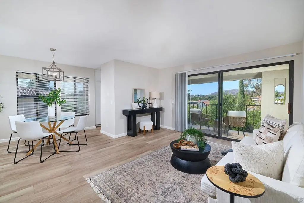 17617 Pomerado Rd 210, San Diego, CA — listing photo 1