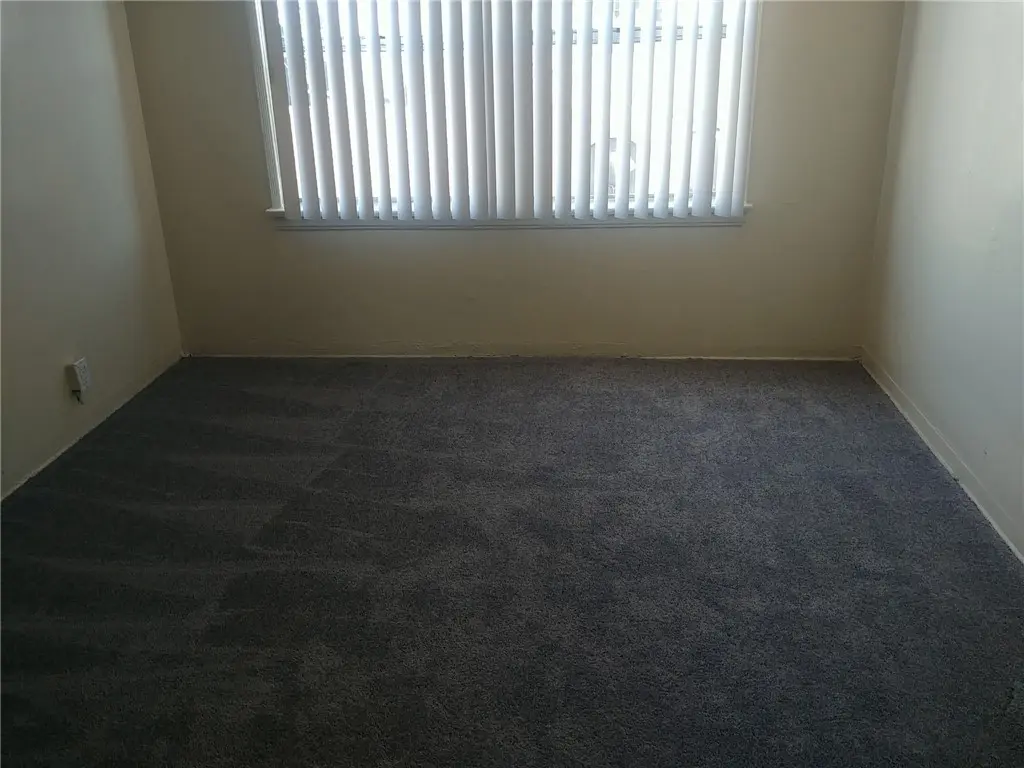 Apartment for rent at 6500 S Vermont, Los Angeles, CA featuring 1 bed and 1 bath