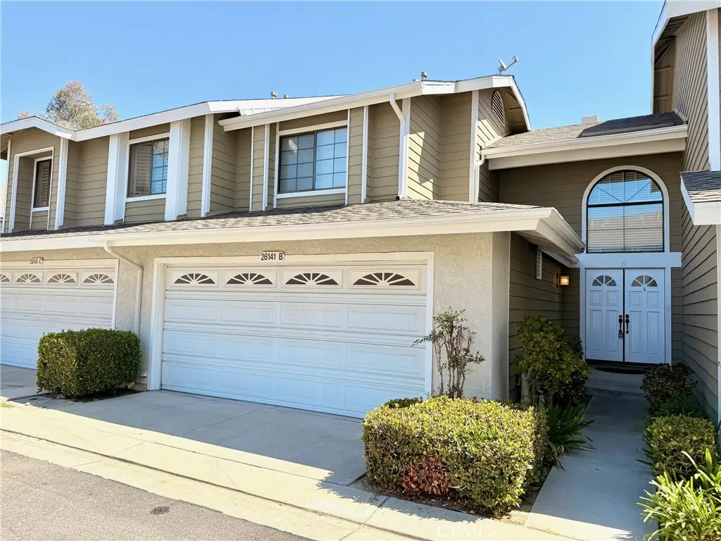 26141 Las Flores B, Mission Viejo, CA — listing photo 1