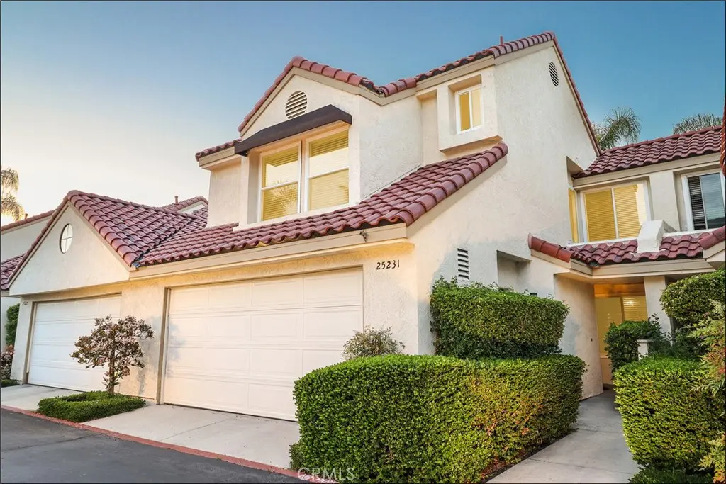 25231 Avenida Pacifica, Lake Forest, CA — listing photo 1