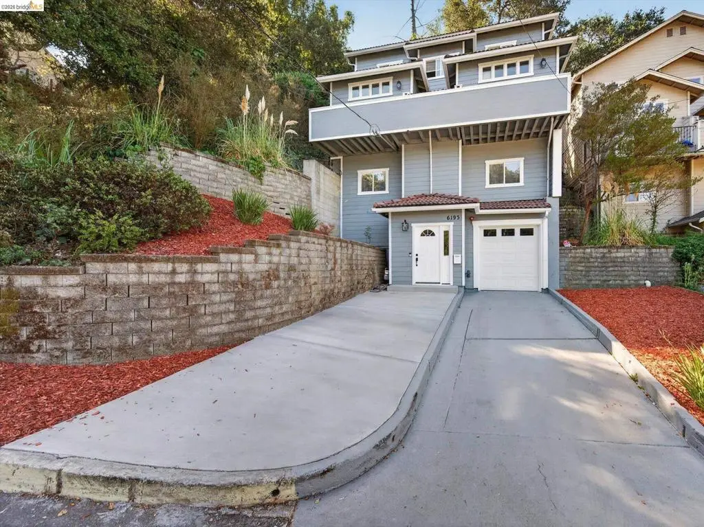 6193 Oakdale Ave, Oakland, CA — listing photo 1