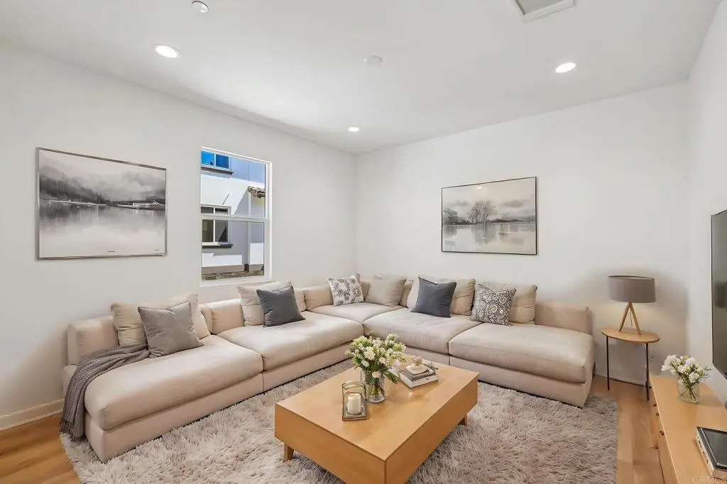 329 Jimson Glen, Escondido, CA — listing photo 1
