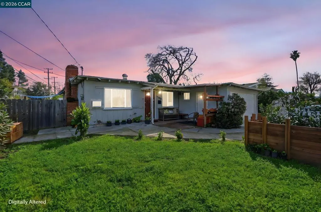 Single Family Residence for sale at 1990 Sunshine Dr, Concord, CA featuring 4 beds and 3 baths