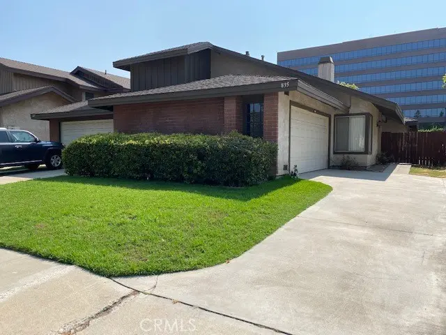 835 S Park Vine, Orange, CA — listing photo 1