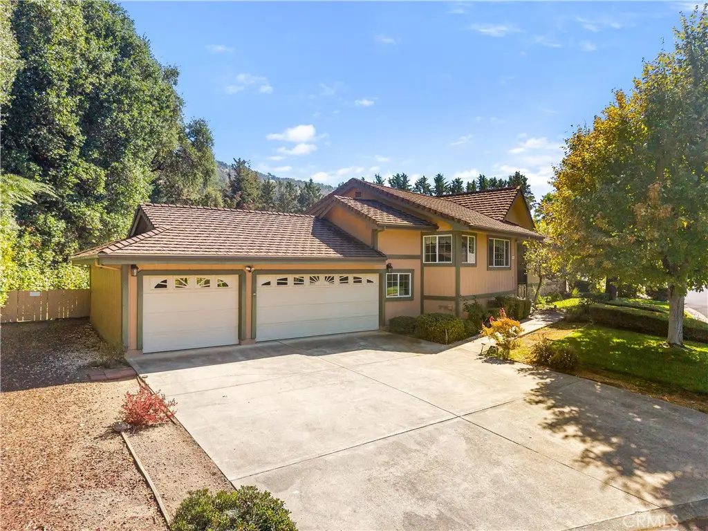 8656 Paradise Valley Boulevard, Lucerne, CA — listing photo 1