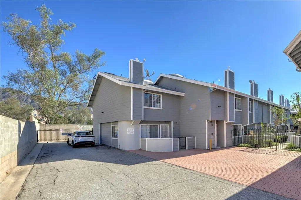 14425 Foothill 24, Sylmar, CA — listing photo 1